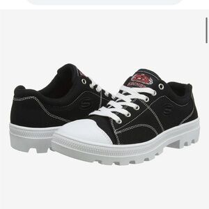 Sketchers Roadies-True Roots Sneaker Size 6